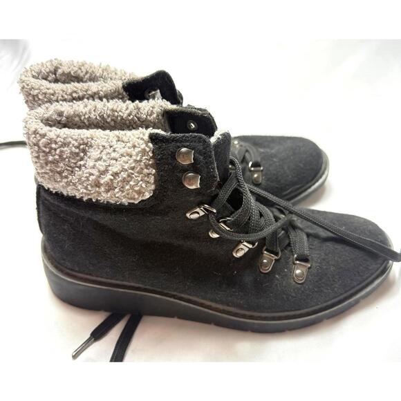 Dr Scholls Women’s Size 6 Sentinel Wedge Ankle Bootie Black Sherpa Lace Up - Picture 1 of 9
